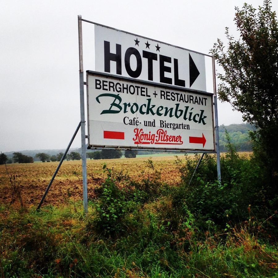 Berghotel Brockenblick ヒルデスハイム エクステリア 写真